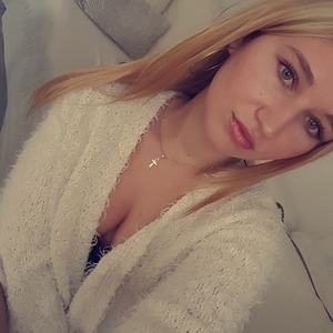 Sarah - Prof d'anglais - Cavalaire-sur-Mer