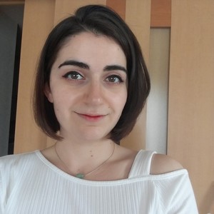 Jennifer - Prof de japonais - La Celle-sous-Gouzon
