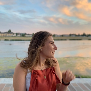 Claire - Prof d'aide aux devoirs - Gien