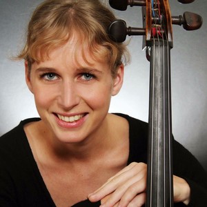 Ella - Prof de solfège - Paris