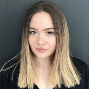 Clara - Prof de français - Champagne-au-Mont-d'Or