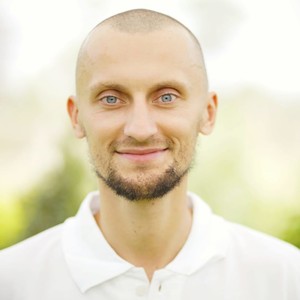 Damian - Prof de yoga - Valence