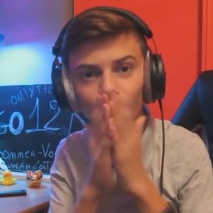 Laslo - Prof de montage vidéo - Maleville