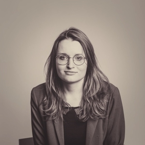 Anna - Prof de dissertation - Paris