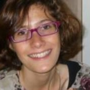 Alice - Prof de marketing - Paris