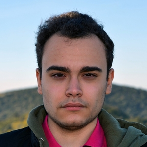 Julien - Prof d'aide aux devoirs - Hyères